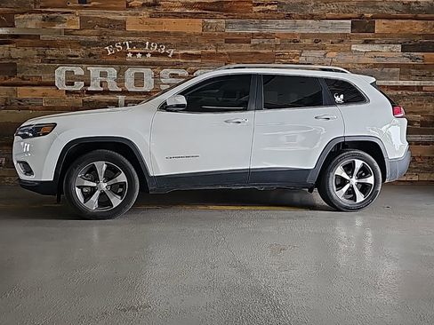 Used 2020 Jeep Cherokee Limited w/ Luxury Group image 18