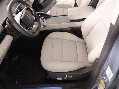 New 2026 Lincoln Nautilus Premier w/ Jet Appearance Package AWD/4WD image 11