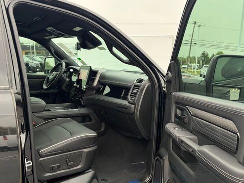 New 2026 RAM 3500 Limited AWD/4WD image 29