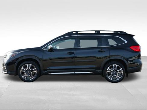Used 2023 Subaru Ascent Limited w/ Technology Package image 4