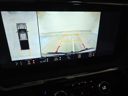 Used 2024 GMC Sierra 2500 AT4X w/ AT4X AEV Edition image 24