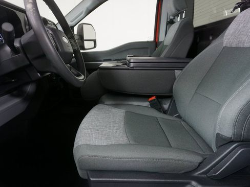 Used 2023 Ford F450 XLT w/ XLT Value Package image 14