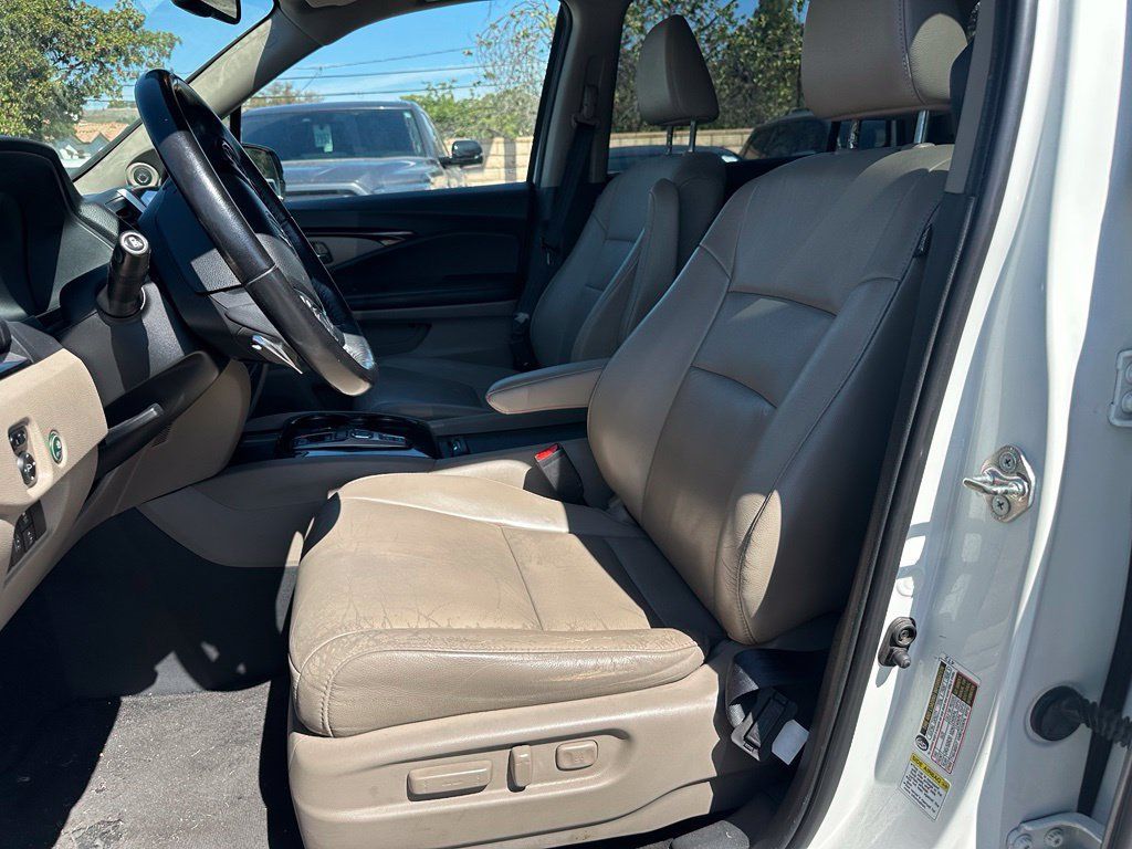 Used 2016 Honda Pilot Touring image 10