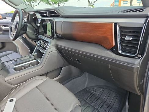 Used 2025 GMC Sierra 2500 Denali w/ Denali Reserve Package image 28