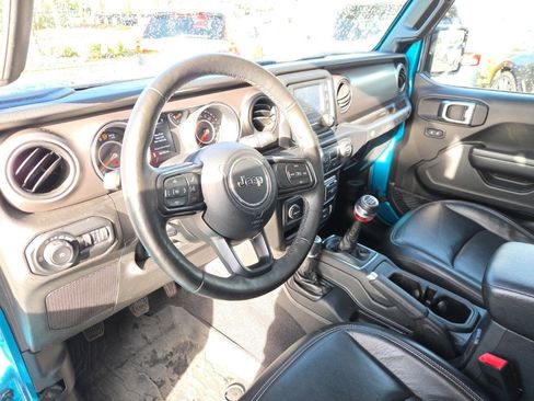 Used 2020 Jeep Wrangler Unlimited Sport S image 12