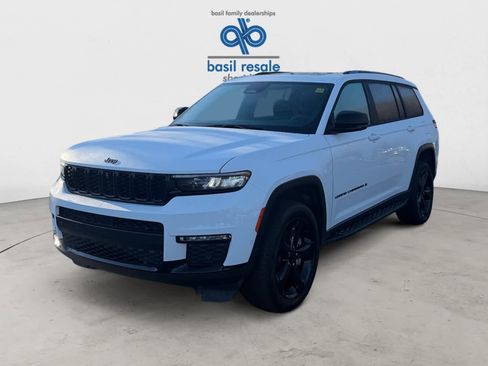 Used 2024 Jeep Grand Cherokee L Limited w/ Luxury Tech Group II AWD/4WD image 2
