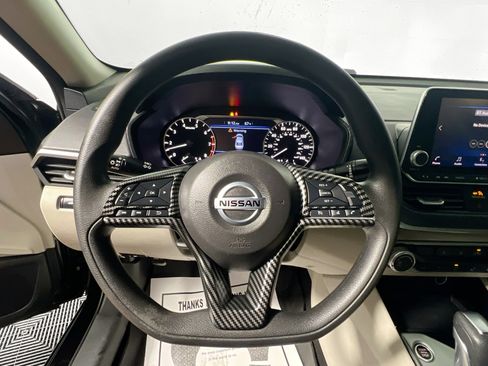 Used 2021 Nissan Altima 2.5 SV image 14