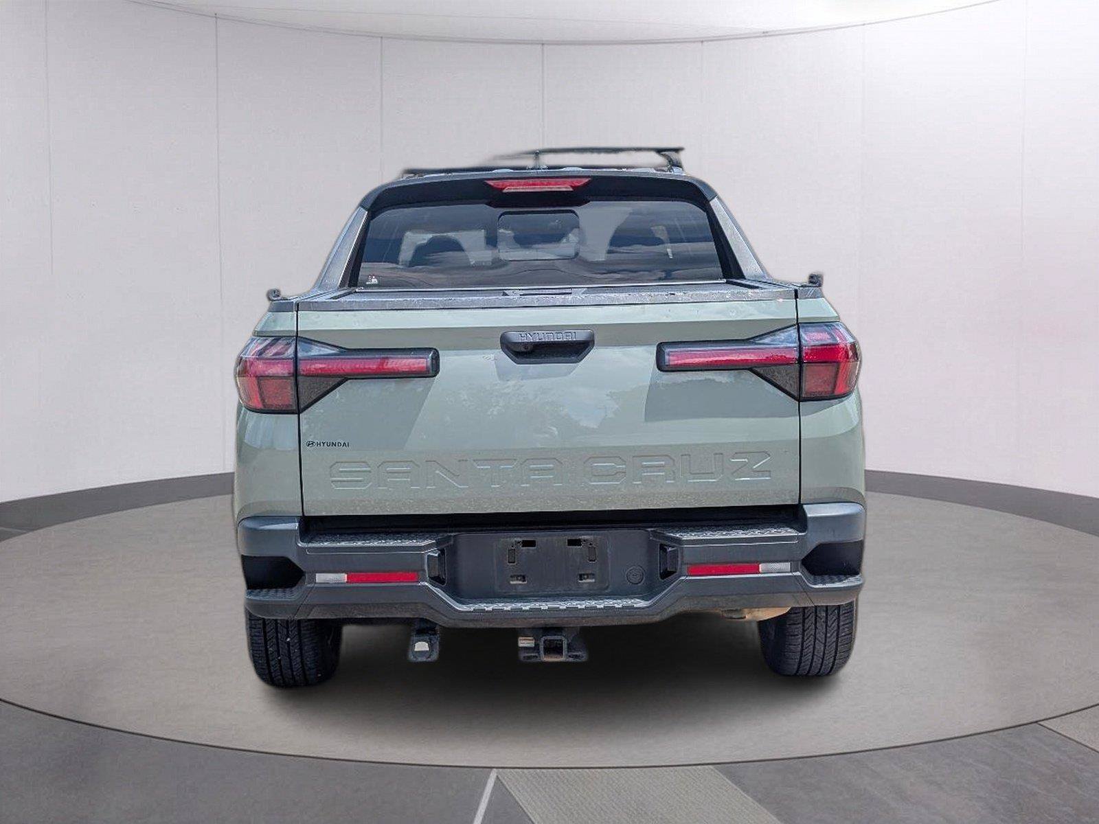 Used 2024 Hyundai Santa Cruz SEL w/ Activity Package FWD image 4