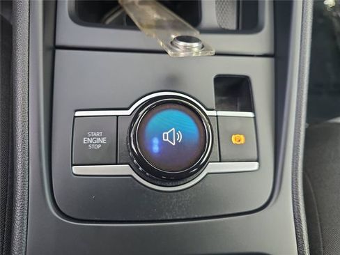 Used 2025 Volkswagen Tiguan S FWD image 17