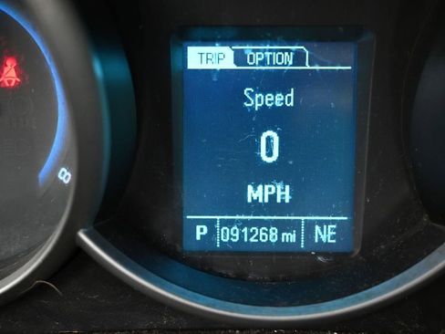 Used 2014 Chevrolet Cruze LT FWD image 25