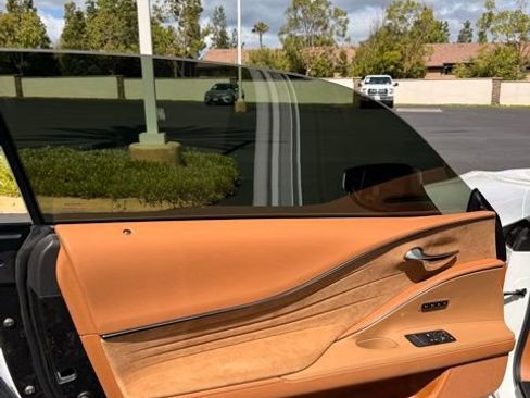Used 2024 Lexus LC 500 Coupe w/ Dynamic Handling Package RWD image 10