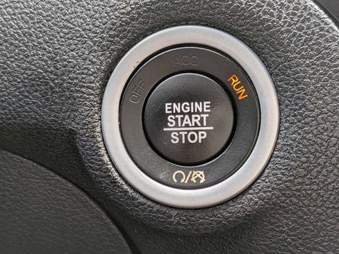 Used 2023 Chrysler 300 S RWD image 28