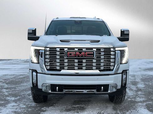 New 2026 GMC Sierra 3500 Denali w/ Denali Reserve Package image 8