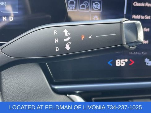 Certified 2025 Chevrolet Equinox EV LT FWD image 15
