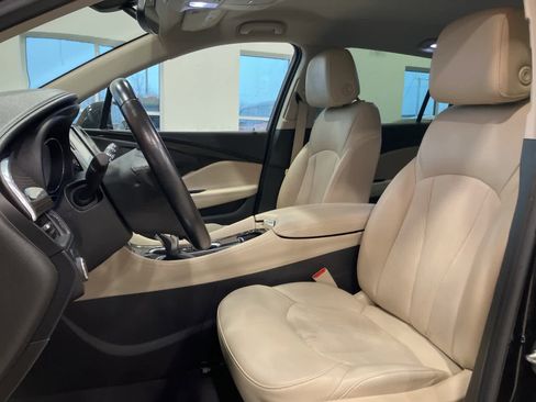 Used 2019 Buick Envision Preferred image 10