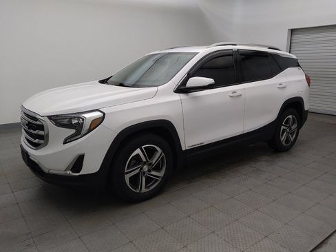 Used 2020 GMC Terrain SLT AWD/4WD image 2