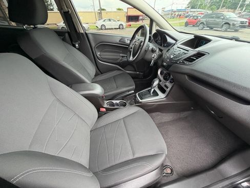 Used 2015 Ford Fiesta SE FWD image 16