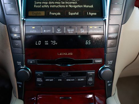 Used 2007 Lexus LS 460 image 31