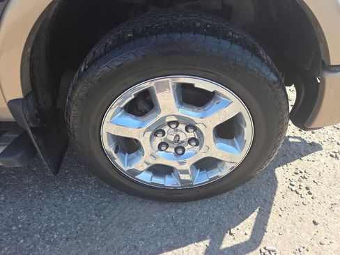 Used 2014 Ford F150 Lariat w/ Equipment Group 502A Luxury image 26