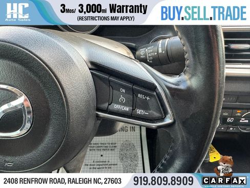 Used 2018 MAZDA MAZDA3 Touring FWD image 28