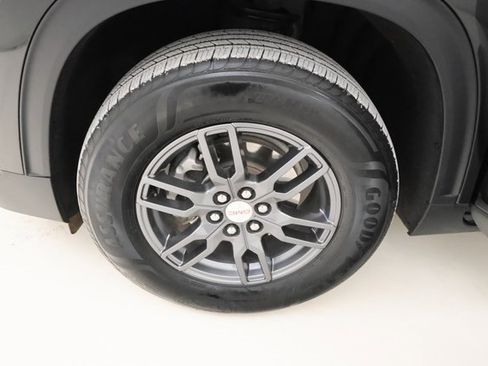 Certified 2025 GMC Acadia Elevation image 7