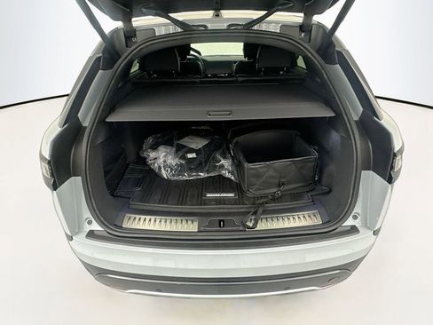 New 2026 Land Rover Range Rover Velar Dynamic SE image 26