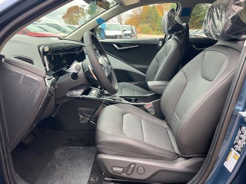 New 2026 Kia Niro SX image 9