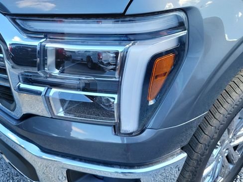 New 2025 Ford F150 Lariat w/ Equipment Group 501A Mid image 3