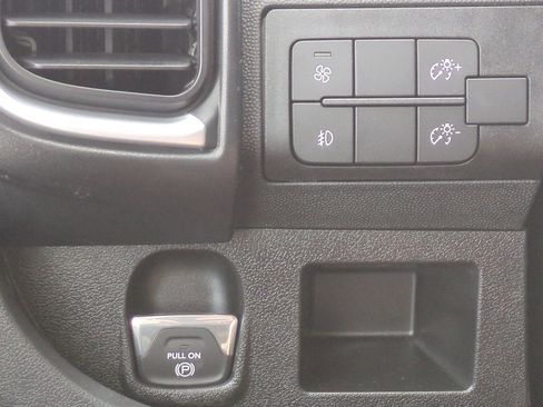 New 2025 RAM ProMaster 2500 w/ Quick Order Package 22G SLT image 30