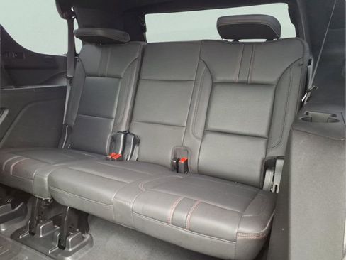 Used 2023 Chevrolet Tahoe RST w/ Luxury Package AWD/4WD image 17