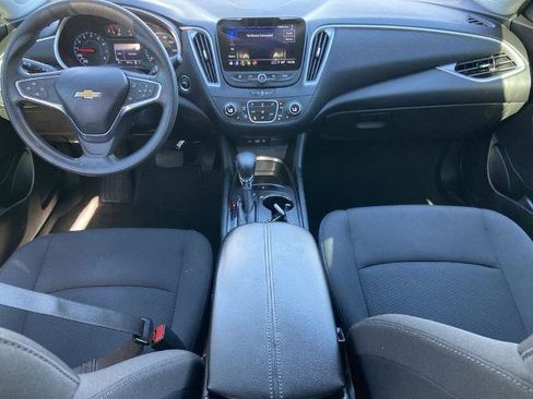 Used 2022 Chevrolet Malibu LT image 15