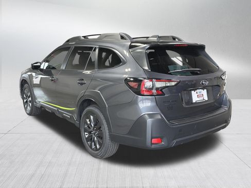 Certified 2025 Subaru Outback Onyx Edition AWD/4WD image 5