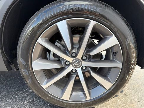 Certified 2025 Acura MDX w/ Technology Package AWD/4WD image 9