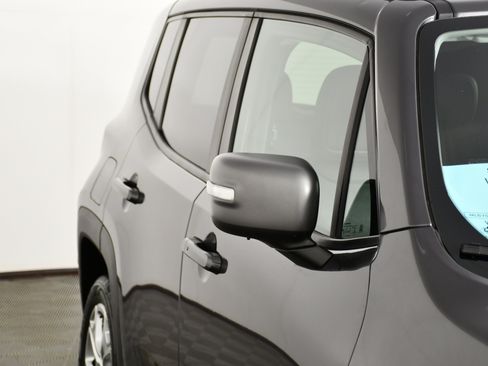 Used 2020 Jeep Renegade Limited image 14