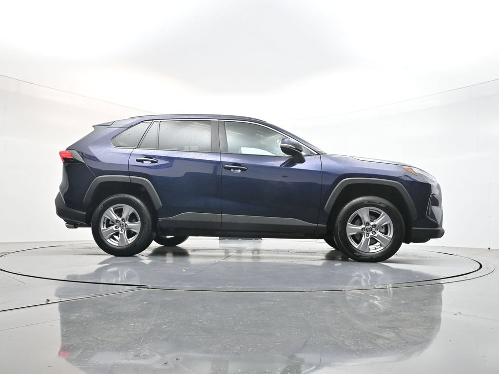 Used 2025 Toyota RAV4 XLE FWD image 39