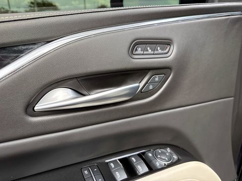 Used 2024 Cadillac Escalade Sport w/ LPO, ONYX Package AWD/4WD image 22