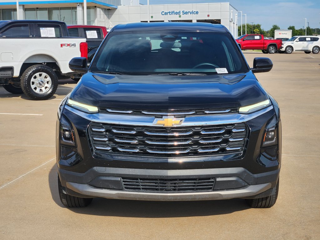 Used 2026 Chevrolet Equinox LT AWD/4WD image 2