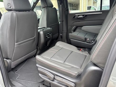 New 2026 Chevrolet Suburban RST w/ Comfort Package RWD image 21