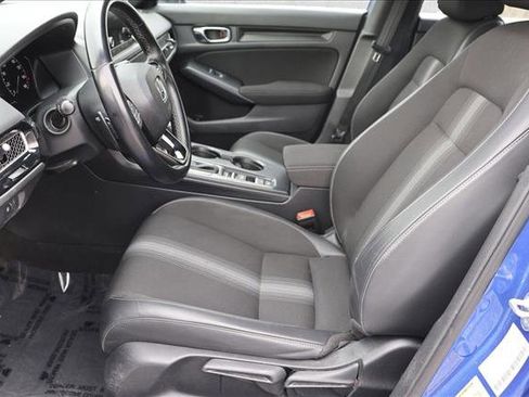 Used 2023 Honda Civic Sport image 11