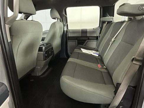 Used 2015 Ford F150 XL w/ Equipment Group 101A Mid AWD/4WD image 24