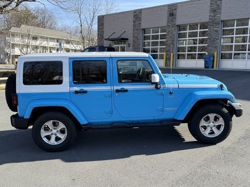 Used 2017 Jeep Wrangler Unlimited Sahara w/ Quick Order Package 24E Chief image 4