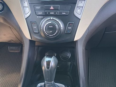 Used 2015 Hyundai Santa Fe GLS w/ Option Group 03 FWD image 13