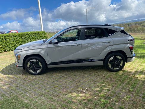 Certified 2024 Hyundai Kona Limited image 22