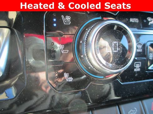 Certified 2023 GMC Sierra 1500 Denali image 17