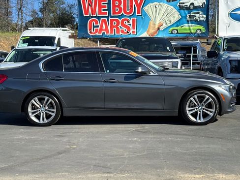 Used 2017 BMW 330i 330i image 2