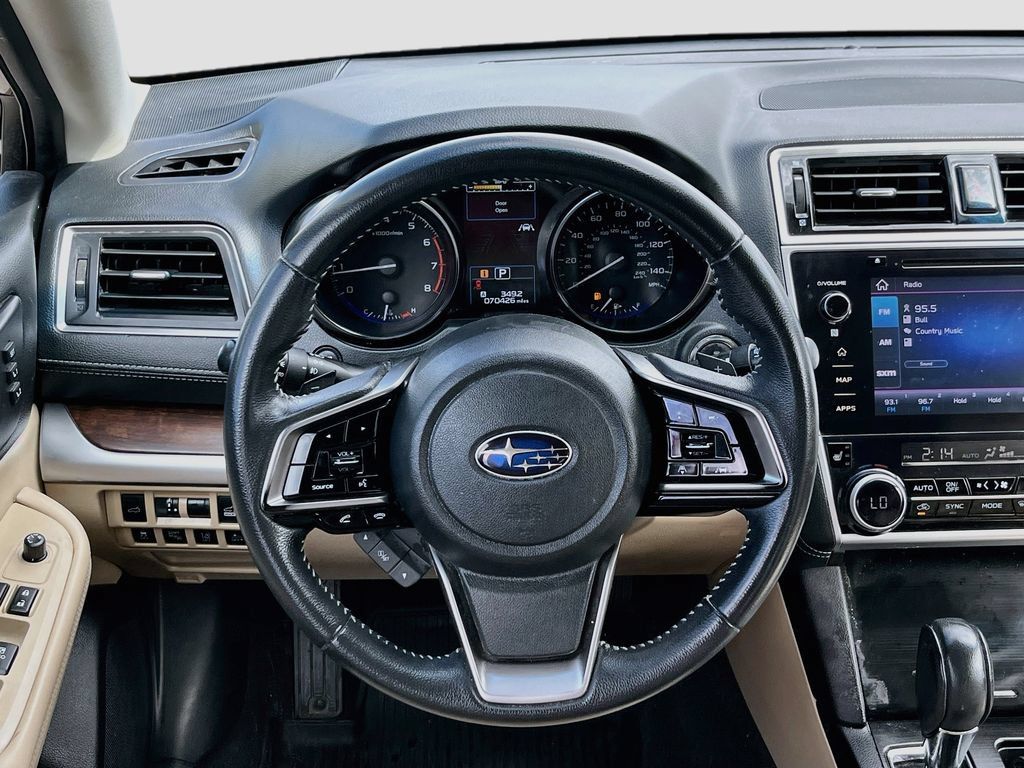 Used 2019 Subaru Outback 2.5i Limited w/ Popular Package #2 AWD/4WD image 11