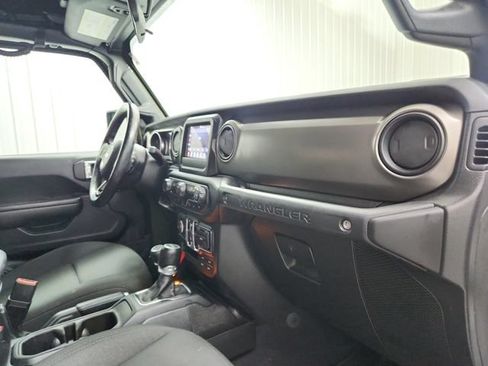 Used 2020 Jeep Wrangler Unlimited Sport S AWD/4WD image 32