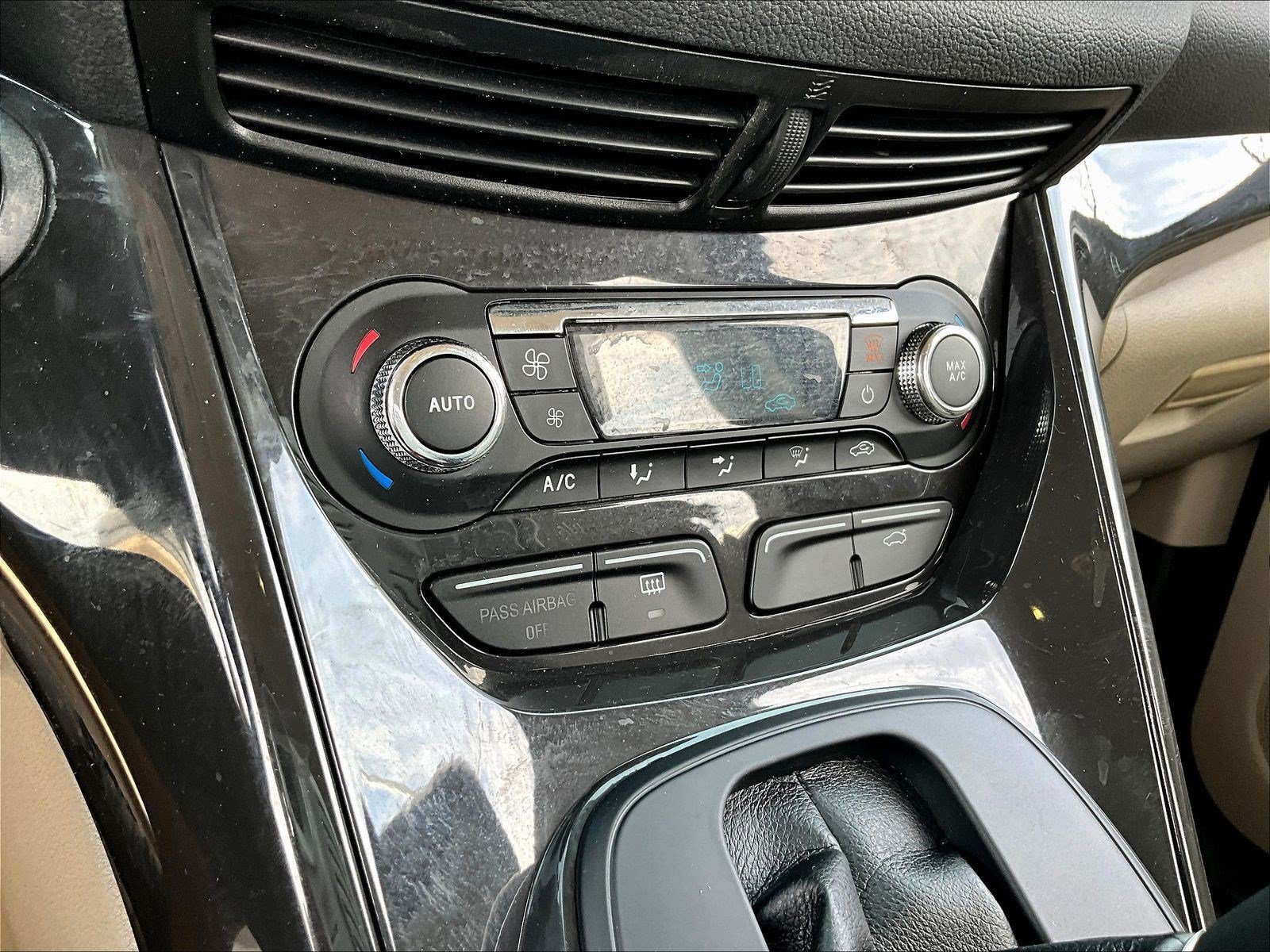 Used 2014 Ford Escape Titanium FWD image 15
