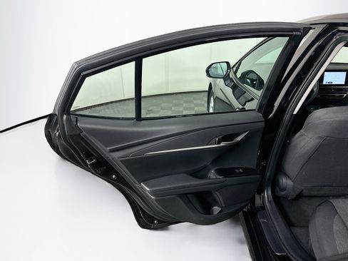 Used 2025 Toyota Camry LE image 24