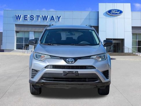 Used 2016 Toyota RAV4 LE FWD image 7